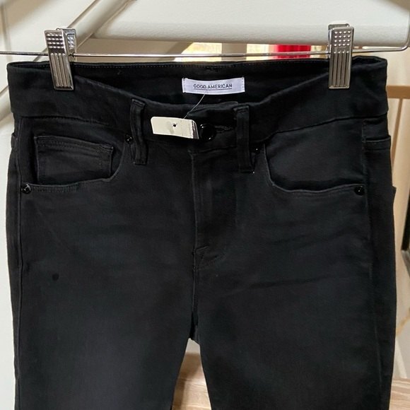 Good American Good Legs Step Hem Skinny High Rise Jeans in Black 00/24 NWOT - Picture 5 of 11